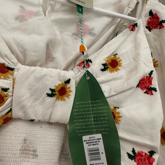 NWT Farm Rio mixed cross stitch flowers embroidered crop top (off white color) - Picture 6 of 6
